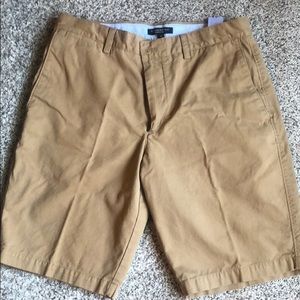 Banana Republic Emerson Short
